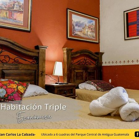 Posada De San Carlos La Calzada Antigua ภายนอก รูปภาพ