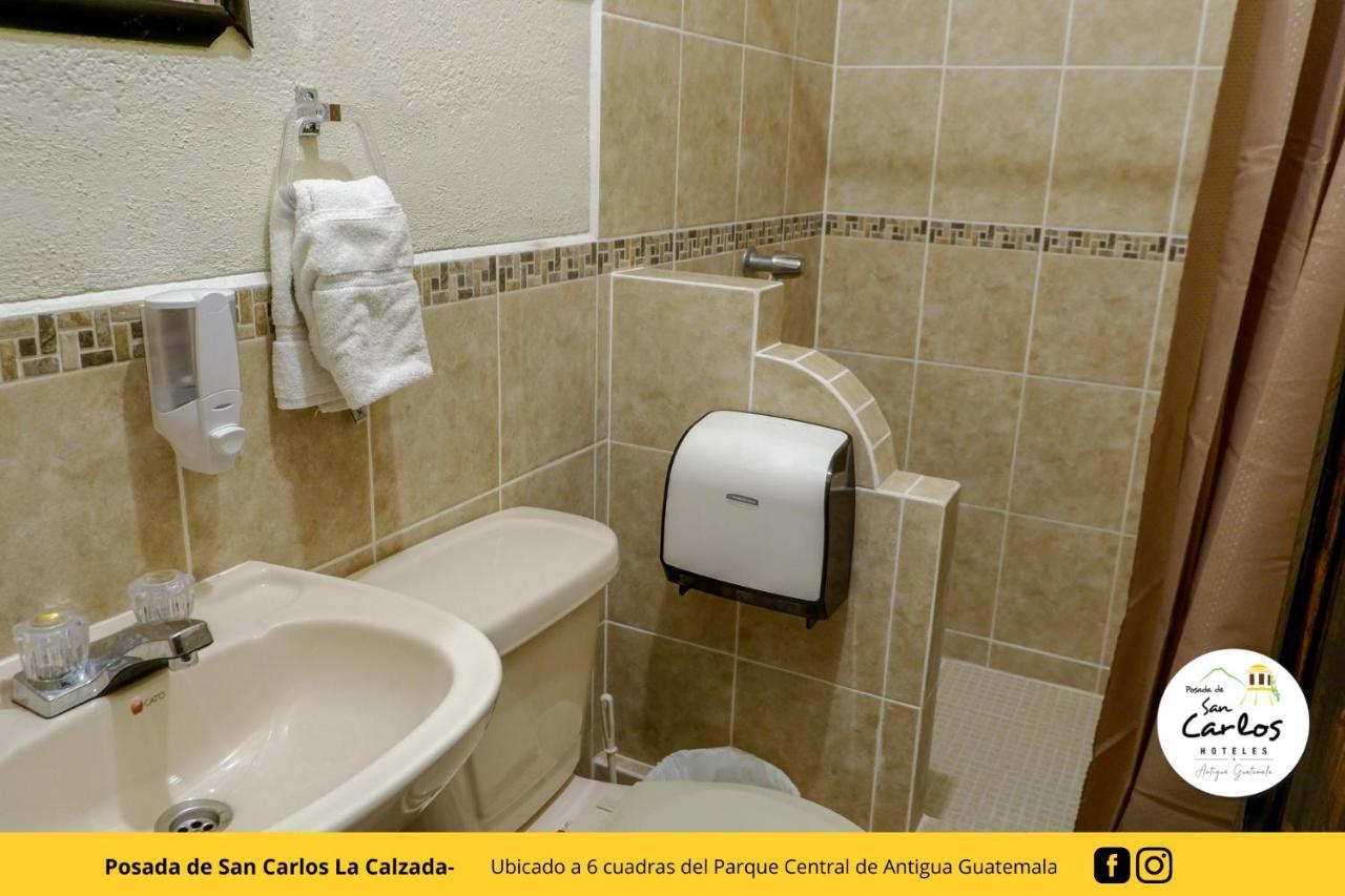 Posada De San Carlos La Calzada Antigua ภายนอก รูปภาพ