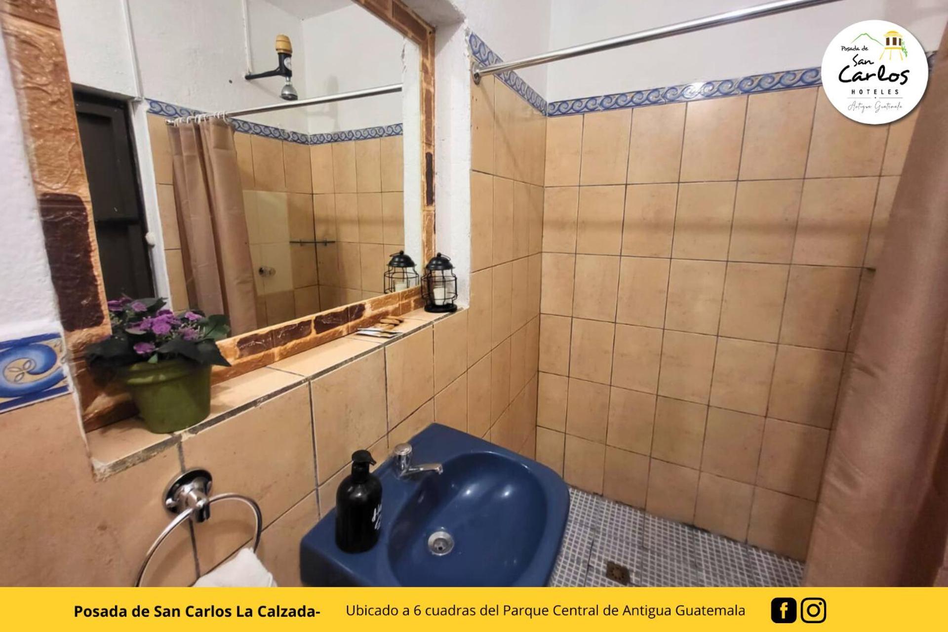 Posada De San Carlos La Calzada Antigua ภายนอก รูปภาพ