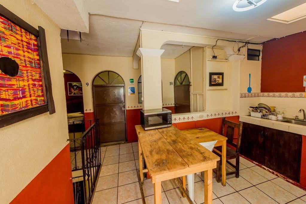 Posada De San Carlos La Calzada Antigua ภายนอก รูปภาพ